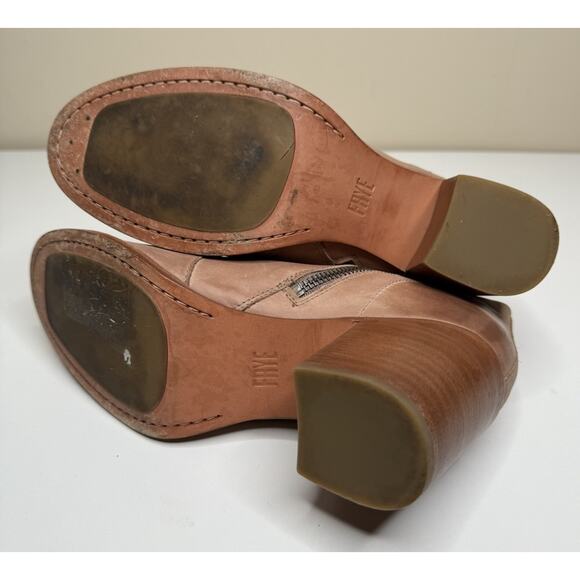 Frye Nora Ankle Bootie Womens 9 B Sand Leather Side Zip Stacked Block Heel - Picture 11 of 13